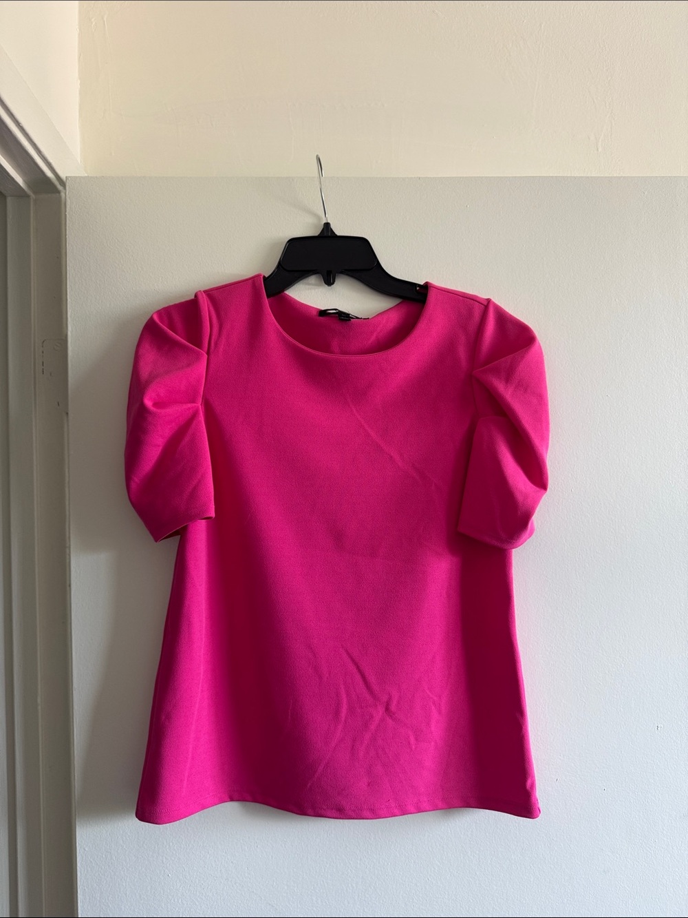 Banana Republic Hot Pink Puff-Sleeve Blouse Perfect for Work